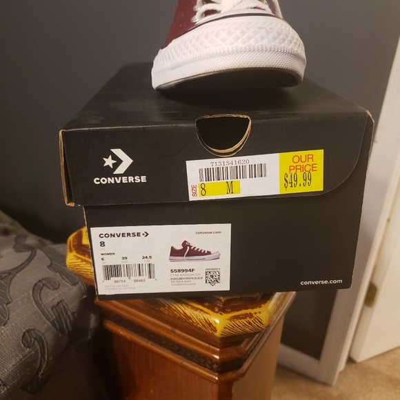 Converse - Picture 2 of 3